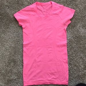 Lululemon Swiftly Tech Short Sleeve Shirt